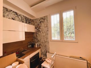 Eladó 161 m²-esüzlethelyiség utcai bejárattal Budakeszi, Központ: 88'900'000 Ft