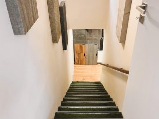 Eladó 161 m²-esüzlethelyiség utcai bejárattal Budakeszi, Központ: 88'900'000 Ft