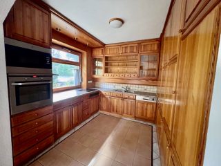 Eladó 313 m²-escsaládi ház Budakeszi, Makkosi utca: 279'900'000 Ft