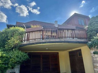 Eladó 313 m²-escsaládi ház Budakeszi, Makkosi utca: 279'900'000 Ft