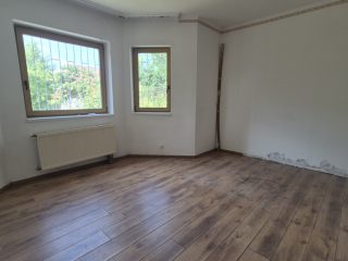 Eladó 110 m²-estársasházi lakás Budaörs, Fodros utca: 99'900'000 Ft