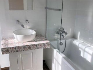 Eladó 280 m²-escsaládi ház Budaörs, Kertváros utca: 390'000'000 Ft