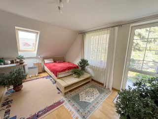 Eladó 276 m²-escsaládi ház Budaörs, Liliom utca: 309'000'000 Ft