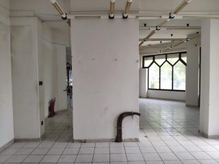 Eladó 430 m²-esüzlethelyiség utcai bejárattal Budaörs, Szabadság út: 220'000'000 Ft