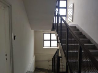 Eladó 430 m²-esüzlethelyiség utcai bejárattal Budaörs, Szabadság út: 220'000'000 Ft