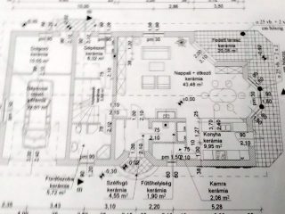 Eladó 260 m²-escsaládi ház Budaörs, Törökugrató utca: 309'900'000 Ft