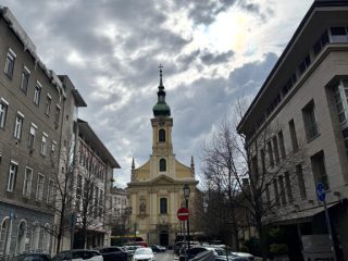 Kiadó 51 m²-estársasházi lakás I. Kerület (Krisztinaváros) , Attila út: 250'000 Ft
