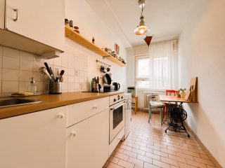 Eladó 42 m²-estársasházi lakás I. Kerület (Tabán) , Attila út: 79'000'000 Ft