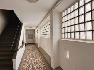 Eladó 42 m²-estársasházi lakás I. Kerület (Tabán) , Attila út: 79'000'000 Ft