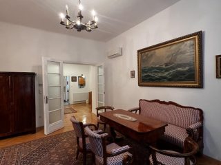 Eladó 75 m²-estársasházi lakás I. Kerület (Tabán) , Dózsa György tér: 102'900'000 Ft