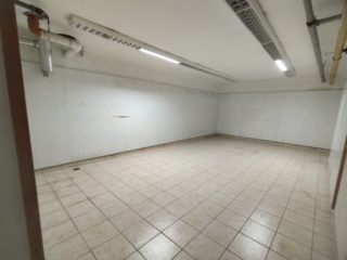 Kiadó 110 m²-esüzlethelyiség utcai bejárattal II. kerület (Felhévíz) , Szász Károly utca: 400'000 Ft