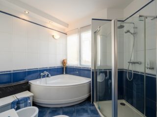 Eladó 125 m²-estársasházi lakás II. kerület (Máriaremete II/A.) , Tamara utca: 169'000'000 Ft