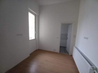 Kiadó 82 m²-eslakásban kialakított iroda II. kerület (Országút) , Szilágyi Erzsébet fasor: 500'000 Ft