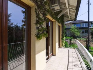 Eladó 218 m²-escsaládi ház II. kerület (Pesthidegkút II/A.) , kisgazda utca: 740'000 EUR