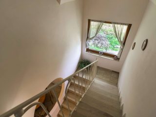 Eladó 218 m²-escsaládi ház II. kerület (Pesthidegkút II/A.) , kisgazda utca: 740'000 EUR