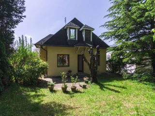 Eladó 218 m²-escsaládi ház II. kerület (Pesthidegkút II/A.) , kisgazda utca: 740'000 EUR