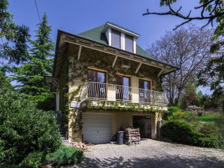 Eladó 218 m²-escsaládi ház II. kerület (Pesthidegkút II/A.) , kisgazda utca: 740'000 EUR