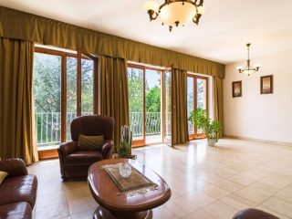 Eladó 218 m²-escsaládi ház II. kerület (Pesthidegkút II/A.) , kisgazda utca: 740'000 EUR