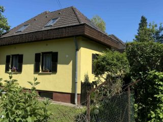 Eladó 148 m²-escsaládi ház II. kerület (Széphalom II/A.) , Aszú utca: 184'990'000 Ft