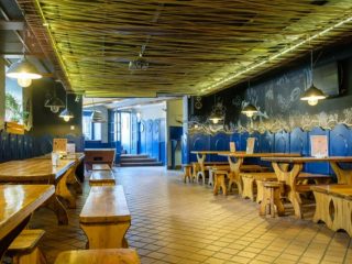 Eladó 130 m²-esvendéglátó egység utcai bejárattal II. kerület (Viziváros) , Széll Kálmán tér: 134'900'000 Ft