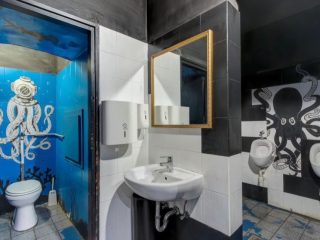 Eladó 130 m²-esvendéglátó egység utcai bejárattal II. kerület (Viziváros) , Széll Kálmán tér: 134'900'000 Ft