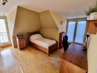 Kiadó 200 m²-escsaládi ház III. Kerület (Aranyhegy) , Aranyvölgy utca: 3'500 EUR