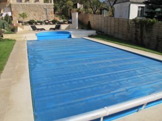 Kiadó 200 m²-escsaládi ház III. Kerület (Aranyhegy) , Aranyvölgy utca: 3'500 EUR