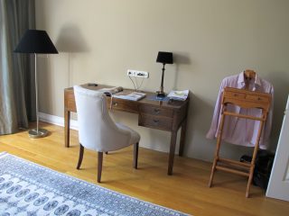 Kiadó 200 m²-escsaládi ház III. Kerület (Aranyhegy) , Aranyvölgy utca: 3'500 EUR