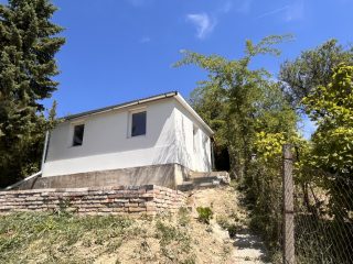 Eladó 89 m²-escsaládi ház III. Kerület (Békásmegyer- Ófalu) , Békásmegyer-Ófalu utca: 69'900'000 Ft