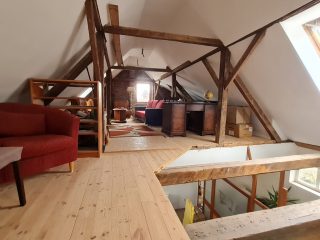 Eladó 295 m²-escsaládi ház III. Kerület (Békásmegyeri ltp Hegy felől) , Ország út: 269'900'000 Ft