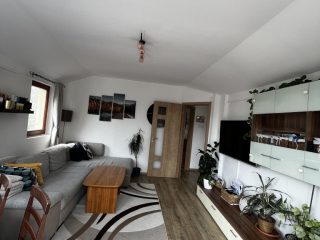 Eladó 65 m²-estársasházi lakás III. Kerület (Csillaghegy) , Árpád utca: 99'900'000 Ft
