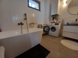 Kiadó 96 m²-escsaládi ház III. Kerület (Csillaghegy) , Botond utca: 600'000 Ft