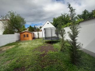 Kiadó 96 m²-escsaládi ház III. Kerület (Csillaghegy) , Botond utca: 600'000 Ft