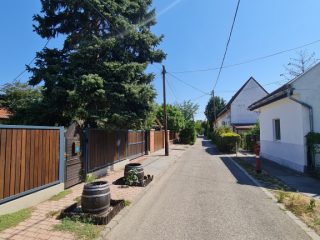 Eladó 429 m²-estelek III. Kerület (Csillaghegy) , Deák utca: 98'000'000 Ft