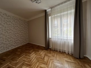Eladó 53 m²-estársasházi lakás III. Kerület (Filatorigát) , Hunor utca: 92'000'000 Ft