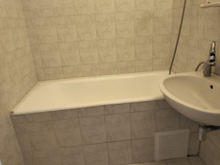 Eladó 50 m²-estársasházi lakás III. Kerület (Gyógyszergyár utcai ltp) , Vörösvári út: 66'400'000 Ft