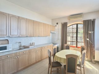 Eladó 127 m²-escsaládi ház III. Kerület (Mocsárosdűlő) , Mocsáros dűlő: 159'900'000 Ft