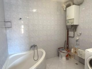Eladó 127 m²-escsaládi ház III. Kerület (Mocsárosdűlő) , Mocsáros dűlő: 159'900'000 Ft