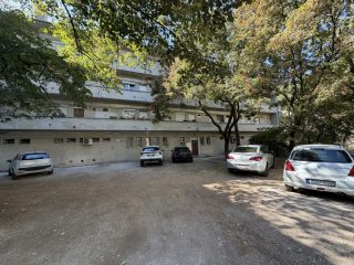 Eladó 140 m²-esüzlethelyiség utcai bejárattal III. Kerület (Óbuda-központ) , Meggyfa utca: 109'000'000 Ft