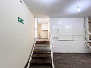 Eladó 101 m²-esüzlethelyiség utcai bejárattal III. Kerület (Óbuda-központ) , Óbuda: 49'000'000 Ft