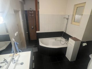 Eladó 93 m²-estársasházi lakás III. Kerület (Óbuda-központ) , Zápor utca: 134'000'000 Ft