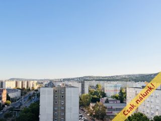 Eladó 31 m²-estársasházi lakás III. Kerület (Óbudai ltp) , Óbudai lakótelep: 44'990'000 Ft