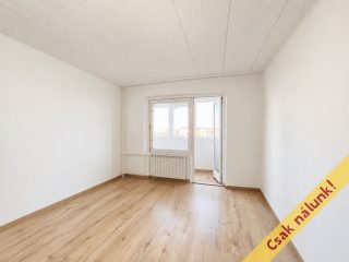 Eladó 31 m²-estársasházi lakás III. Kerület (Óbudai ltp) , Óbudai lakótelep: 44'990'000 Ft