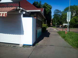 Eladó 31 m²-esvendéglátó egység utcai bejárattal III. Kerület (Óbudai ltp) , Vörösvári út: 30'000'000 Ft