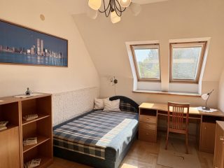 Kiadó 240 m²-escsaládi ház III. Kerület (Rókahegy) , Péterhegyi dűlő: 950'000 Ft