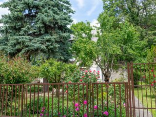 Eladó 270 m²-escsaládi ház III. Kerület (Szépvölgy) , Virág Benedek utca: 388'000'000 Ft