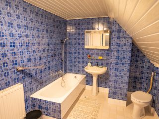 Eladó 270 m²-escsaládi ház III. Kerület (Szépvölgy) , Virág Benedek utca: 388'000'000 Ft