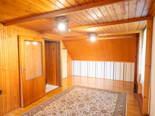 Eladó 270 m²-escsaládi ház III. Kerület (Szépvölgy) , Virág Benedek utca: 388'000'000 Ft