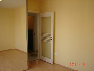 Eladó 68 m²-estársasházi lakás III. Kerület (Táborhegy) , III kerület, Táborhegy: 150'000'000 Ft