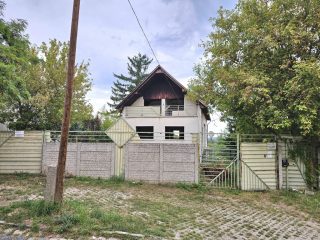 Eladó 1640 m²-estelek III. Kerület (Testvérhegy) , Domoszló útja: 250'000'000 Ft